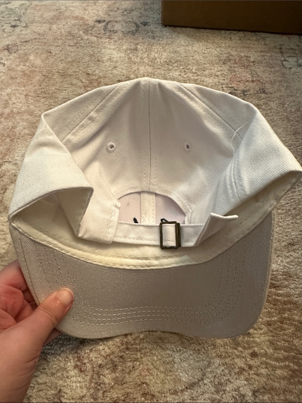 👰🏼‍♀️Bride Embroidered Baseball Cap👰🏼‍♀️ - Picture 2 of 2